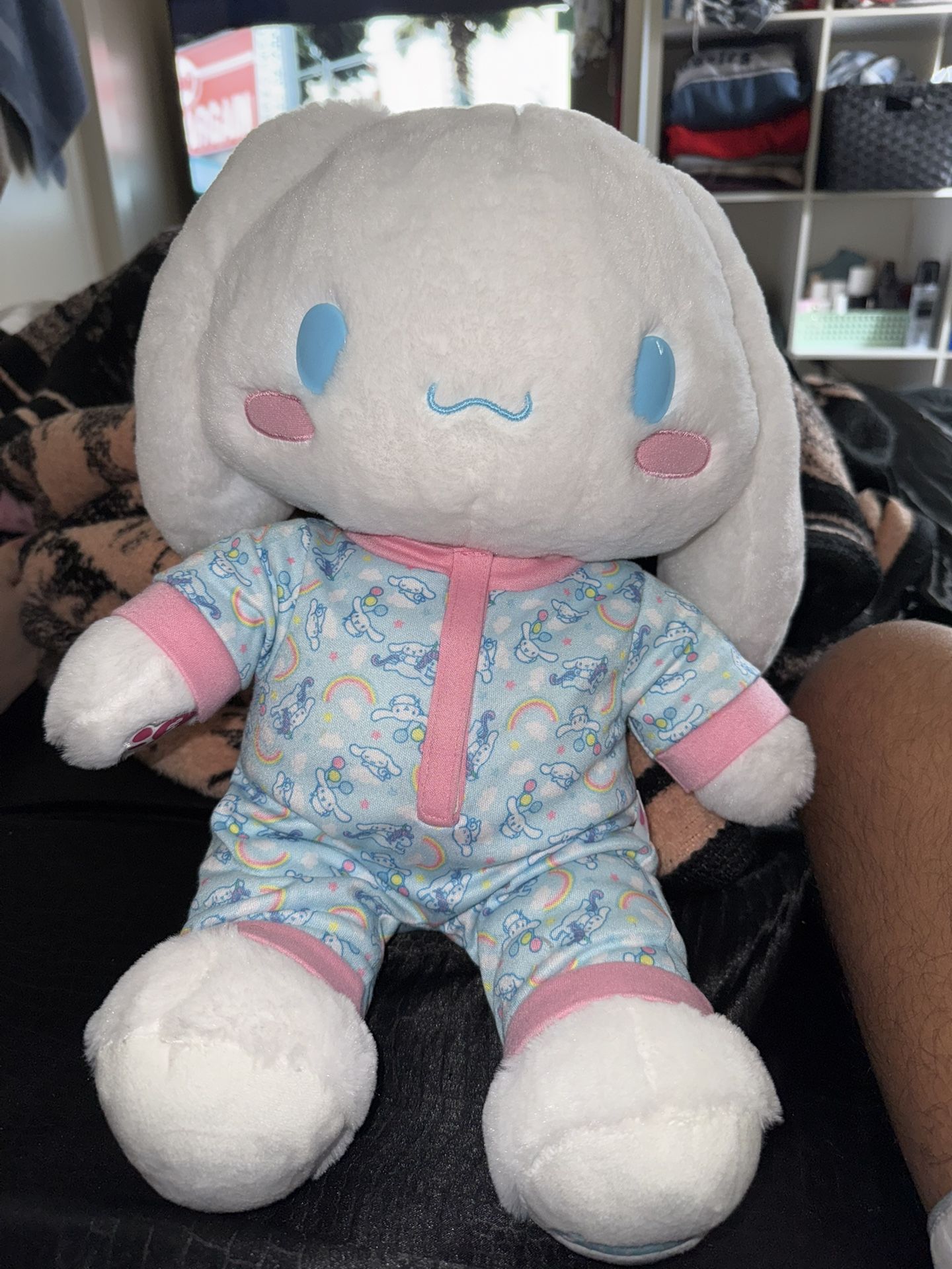 Cinnamon roll Plushie
