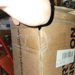 Never opened Aver Dennison wrap (black gloss)