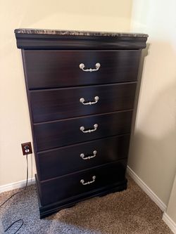 Bedroom set