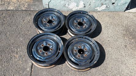 Original Chevy 14x5 Inch Steelies For Drum Brake cars 5 On 4.75 Lug pattern
