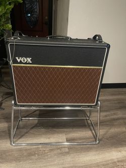 Vox Guitar Combo Amp .