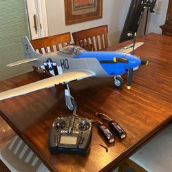 Eflite P-51d With Batteries And Controller 