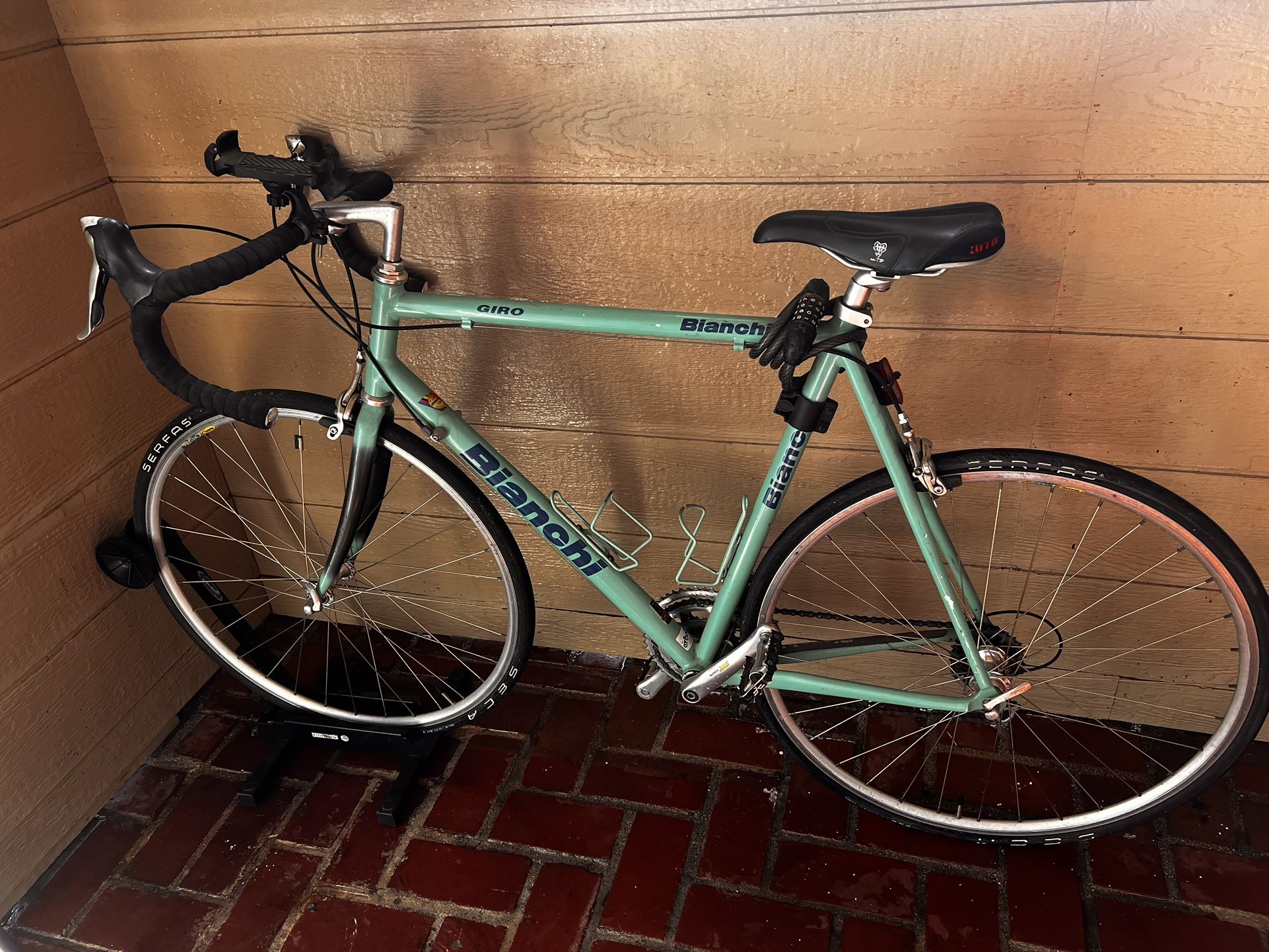 Bianchi Road Bike 54-55cm