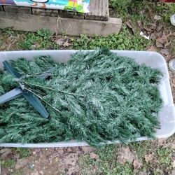 5 Ft Christmas Tree, Wreaths, And Mixed Lot Of Christmas Decor