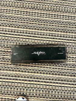 Skar 2000watt amp