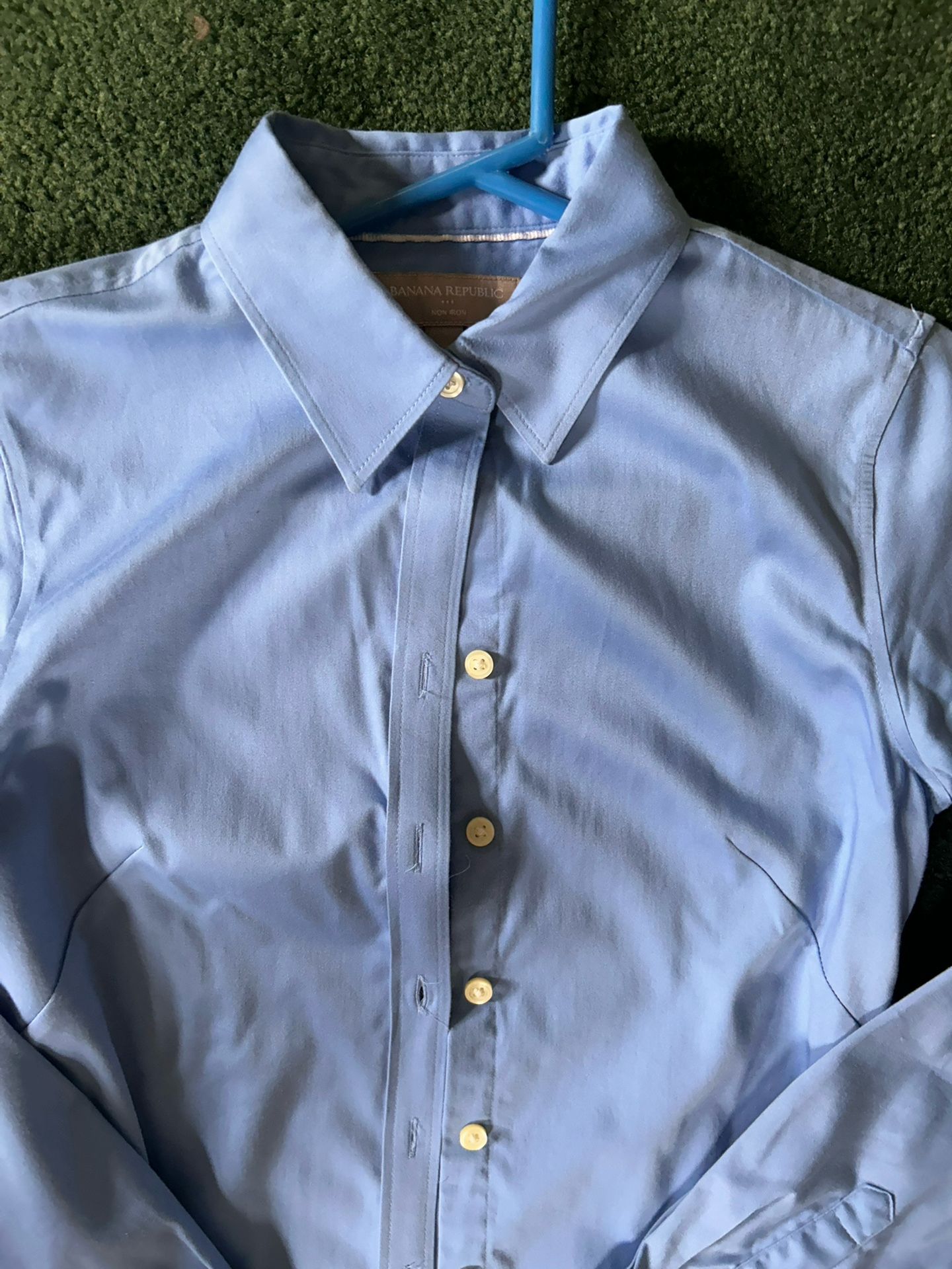 Women’s Blouse (Banana Republic)