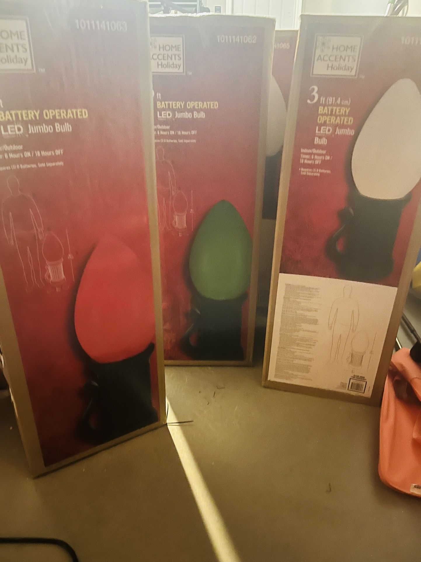 Jumbo Light Bulb Christmas Decor