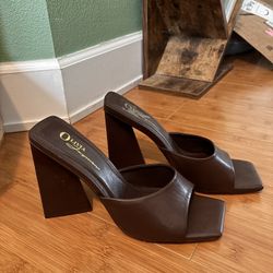 Brown Block Heels Size 9