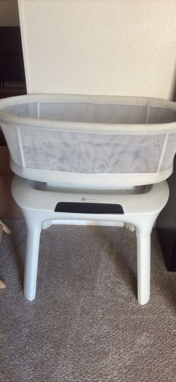 4moms momroo bassinet cream color