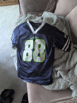 Large kids Seahawks shirt