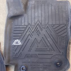 TOYOTA RAV4 ALL WEATHER MATS