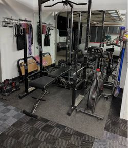 Workout Cage Olympic Weight Set