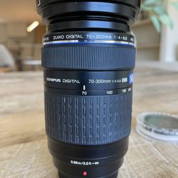 Olympus Zuiko Digital 70-300mm f:4-5.6 ED Lens for Four Thirds EXCELLENT 