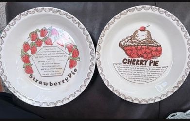 Vintage pie recipe plates