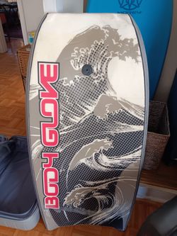 Body Glove bodyboard with leash, model Rush 42.5.
