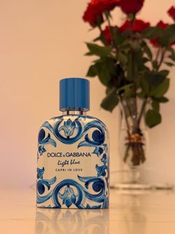 Dolce & Gabbana Light Blue Capri in Love 100ml - Nuevo
