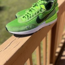 Nike Waffle 1 electric Green 