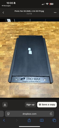 Mobile Pixels TRIO Max portable monitor