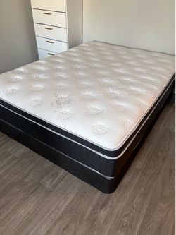 Bamboo Mattress and Boxspring Queen Set☁️