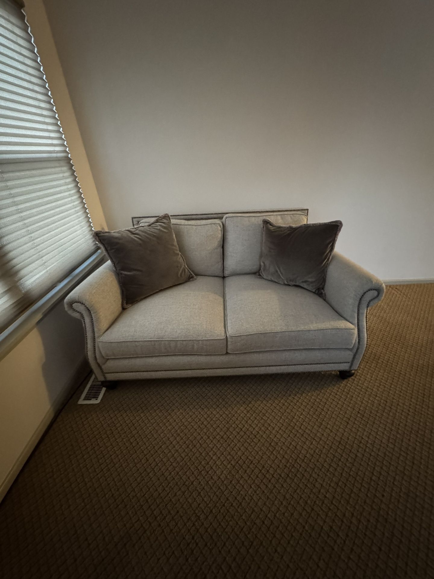 Loveseat (Beige)