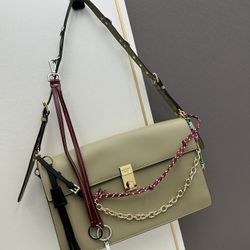 Soft Sound Large Shoulder