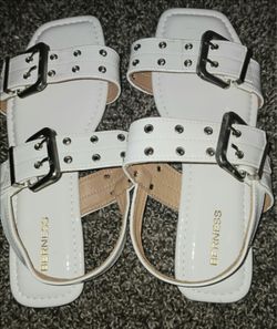 Berness Women’s Sandals – (Size 11) Brand New $20 Pick up Mckinney
