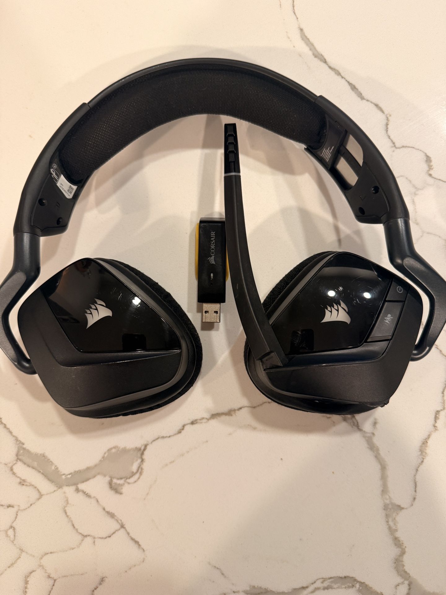 Corsair Void RGB Elite