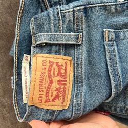 Women’s Levis Size 29 