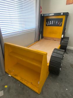 Tractor bed