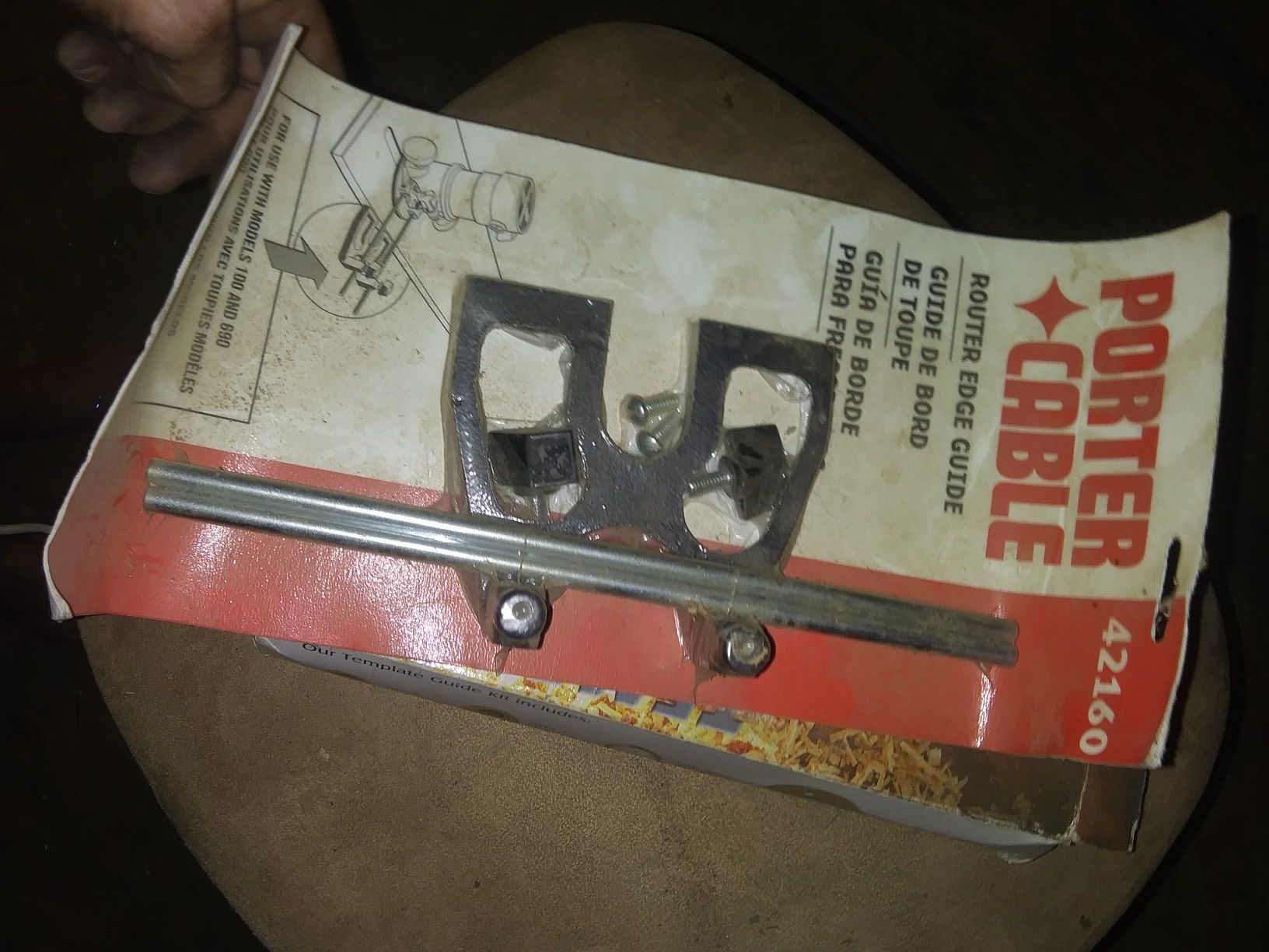 Router edge guide