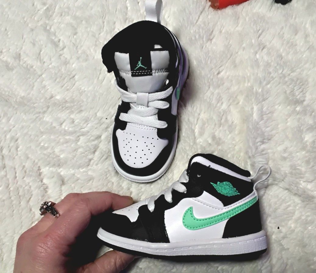 New Nike Jordans