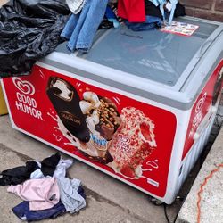 Designer/ Commercial Display Deep Frrezer