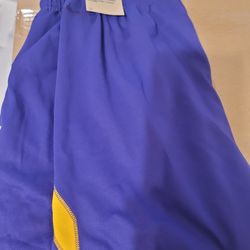 Team Apparel Carolina Panthers Women's Black Sleeveless Top XS
Kobe Bryant