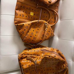 Ottomar Weekender Bag in Visetos Stark Backpack in Visetos for bundle 
