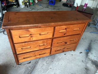 Dresser