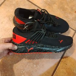 Puma 10 1/2 Never Worn