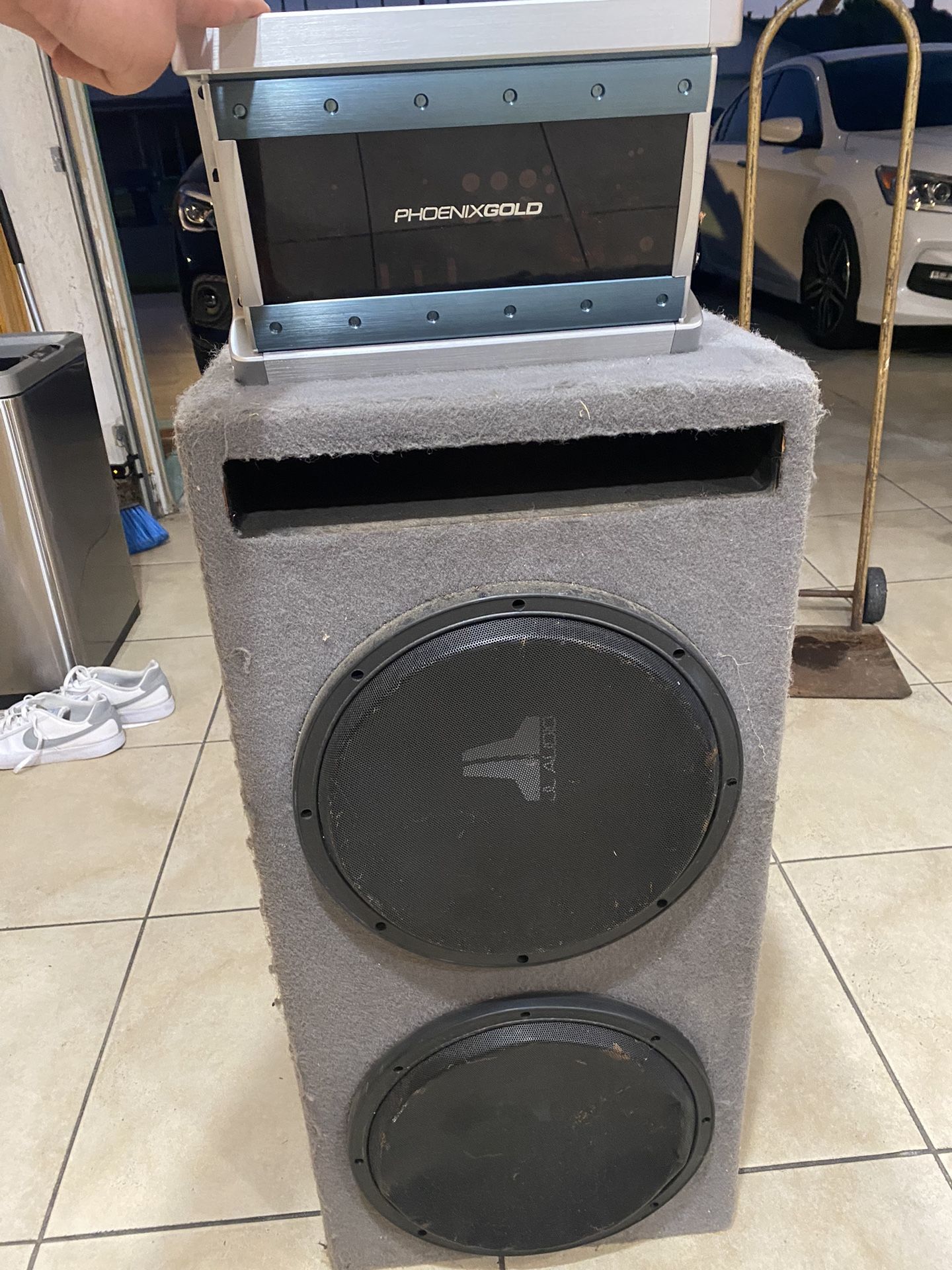 JL Audio Subwoofers + Phoenix Gold Z500.1 Amp for Sale in Fountain Valley, CA OfferUp