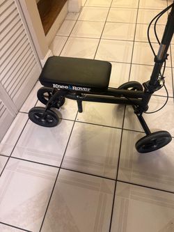 KneeRover Knee Scooter Walker