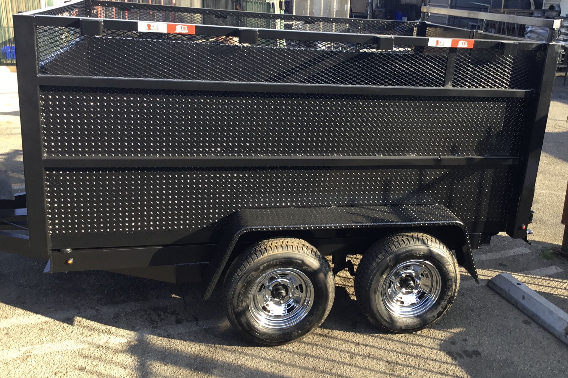 8x10x4 DUMP TRAILER