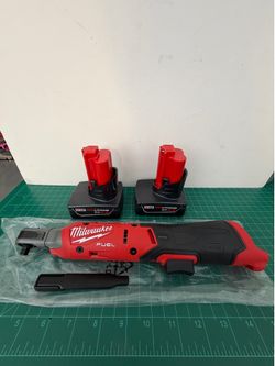M12 1/4” Ratchet & Batteries