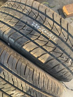 Tires llantas 225 60 r16