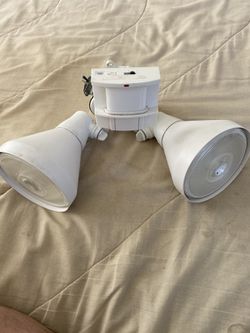 SECURITY LIGHTS ONE YEAR OLD I HAVE FOUR