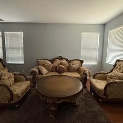 Couches & Coffee Table