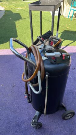 Fluids evacuator
