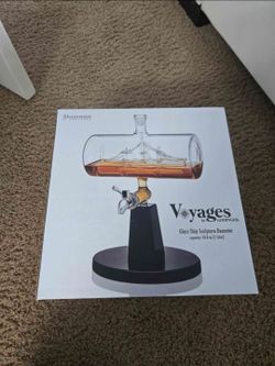 $25 Glass ship sculpture decanter Voyages by godinger NEW
