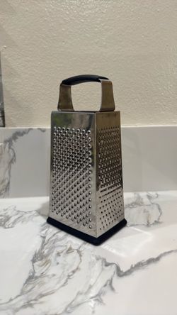 Cheese grater four sides