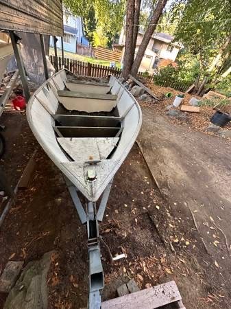 Gregor 17’ Aluminum Boat