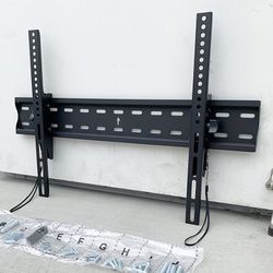 Brand New $15 TV Wall Mount for 37-75 Inches TVs Tilt Bracket VESA 600x400mm, Weight Capacity 110 lbs