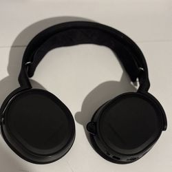 Steel Series Wired Headphones 