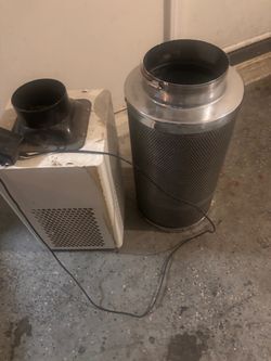 Carbon filter for grow light room